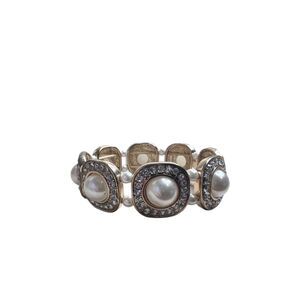 Gold tone faux pearl and crystal rhinestone bracelet in great condition